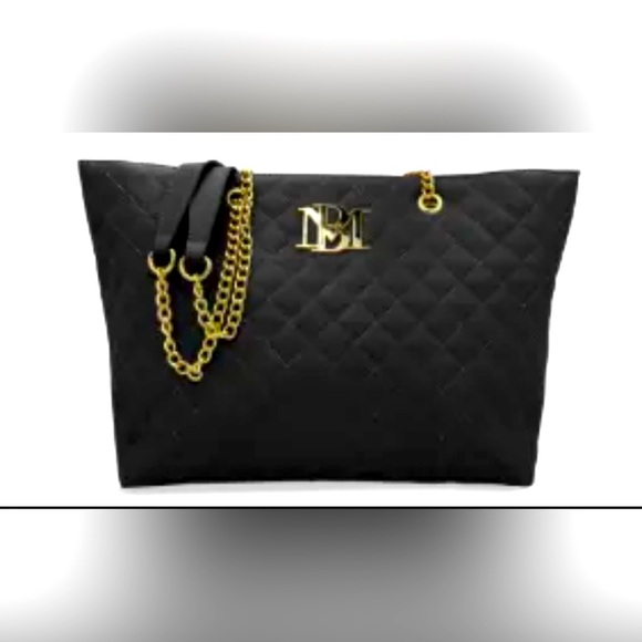 New Badgley Mischka Black Quilted Shoulder Bag with Gold Chain-New with tags - Picture 1 of 1
